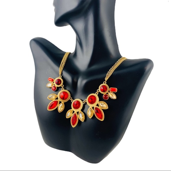 RED STATEMENT NECKLACE NWT - Picture 4 of 6